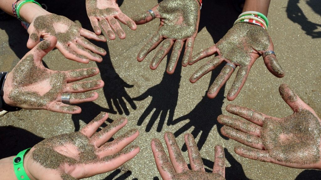 Info Kenya Tours (2) Che Shale Mambrui - Spiaggia Dorata Foto Galleria In Kenya Con Maestro Geppeto Che shale - Sabbia dorata